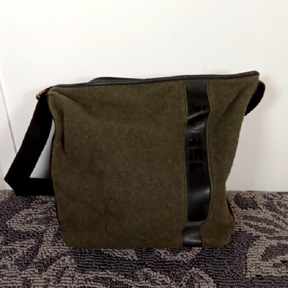 Sorel Handbags - Sorel Crossbody Shoulder Bag Sporty School Canvas Wool Womens